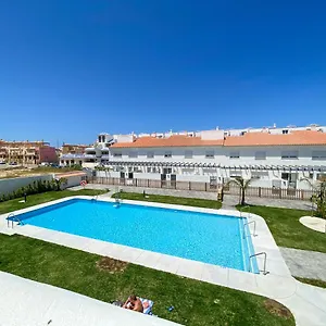 Cozy House - Sun, Parking, Wifi, Pool Apartamento