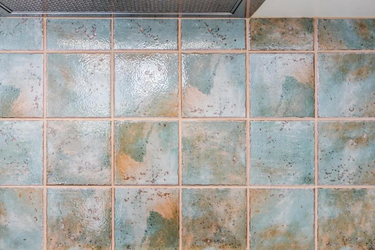 Bhost - Iceberg Apartment Tarifa 0*,  Spain